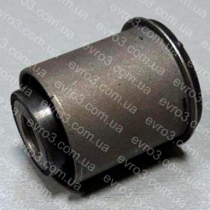 Сайлентблок переднього нижнього важеля Isuzu D-Max 2013>